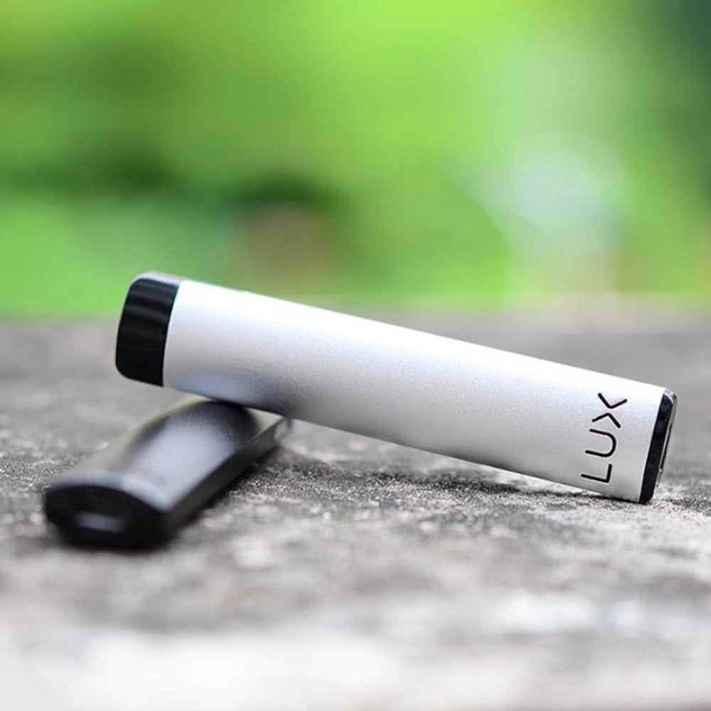 WELLON LUX Vape Pen Starter Kit 450mAh 1.2ml - Vape Pen Sales vapormo.com WELLON LUX Vape Pen Starter Kit 450mAh 1.2ml - Vape Pen Sales vapormo.com